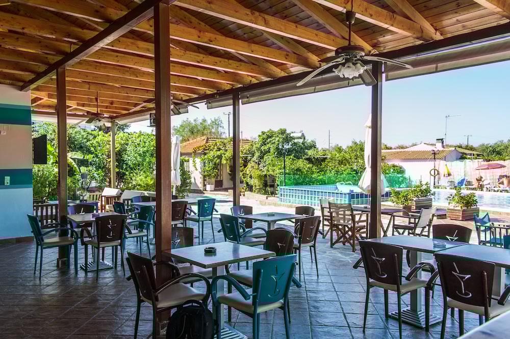Zante Nest Studios & Apartments アリカナス エクステリア 写真