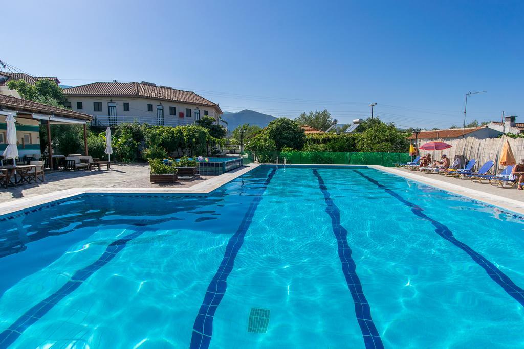 Zante Nest Studios & Apartments アリカナス エクステリア 写真