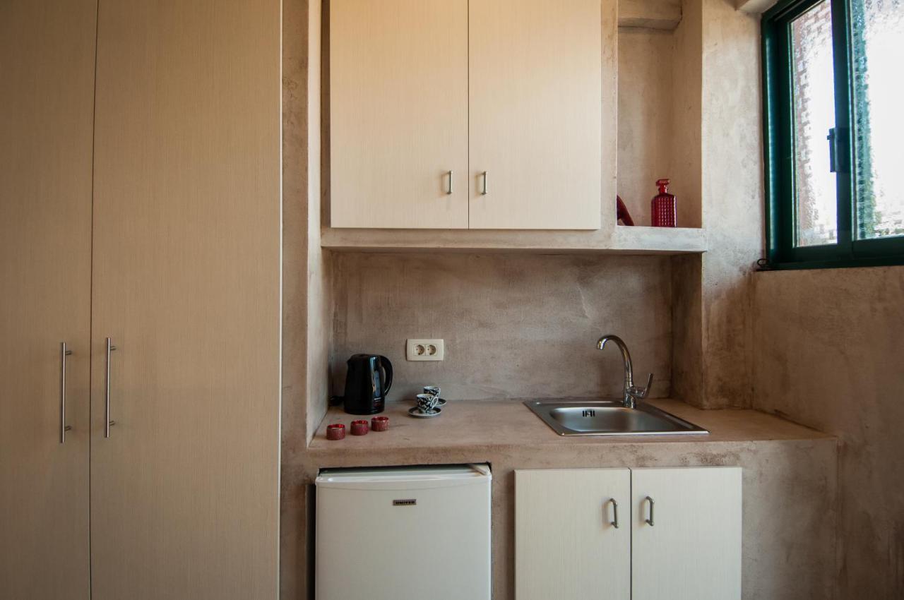 Zante Nest Studios & Apartments アリカナス エクステリア 写真